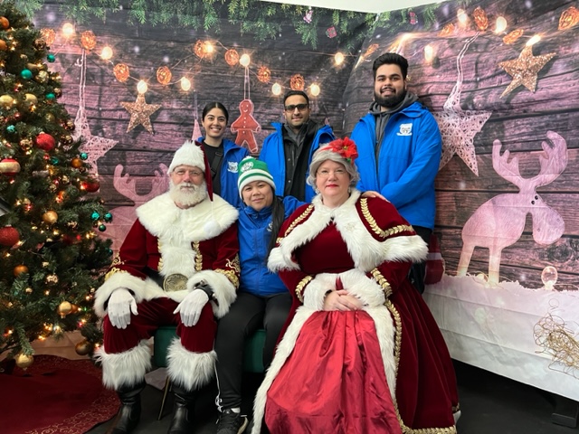 Santa and Mrs. Claus are back for photos along with the quartet Four on the Floor on Sunday, December 17, 2023.